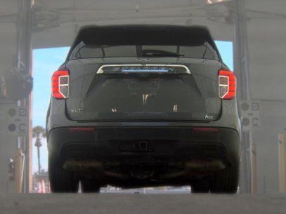 2021 Ford Explorer XLT - Photo 3
