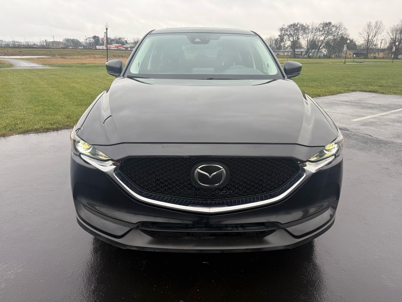 2018 Mazda CX-5 Touring photo 2