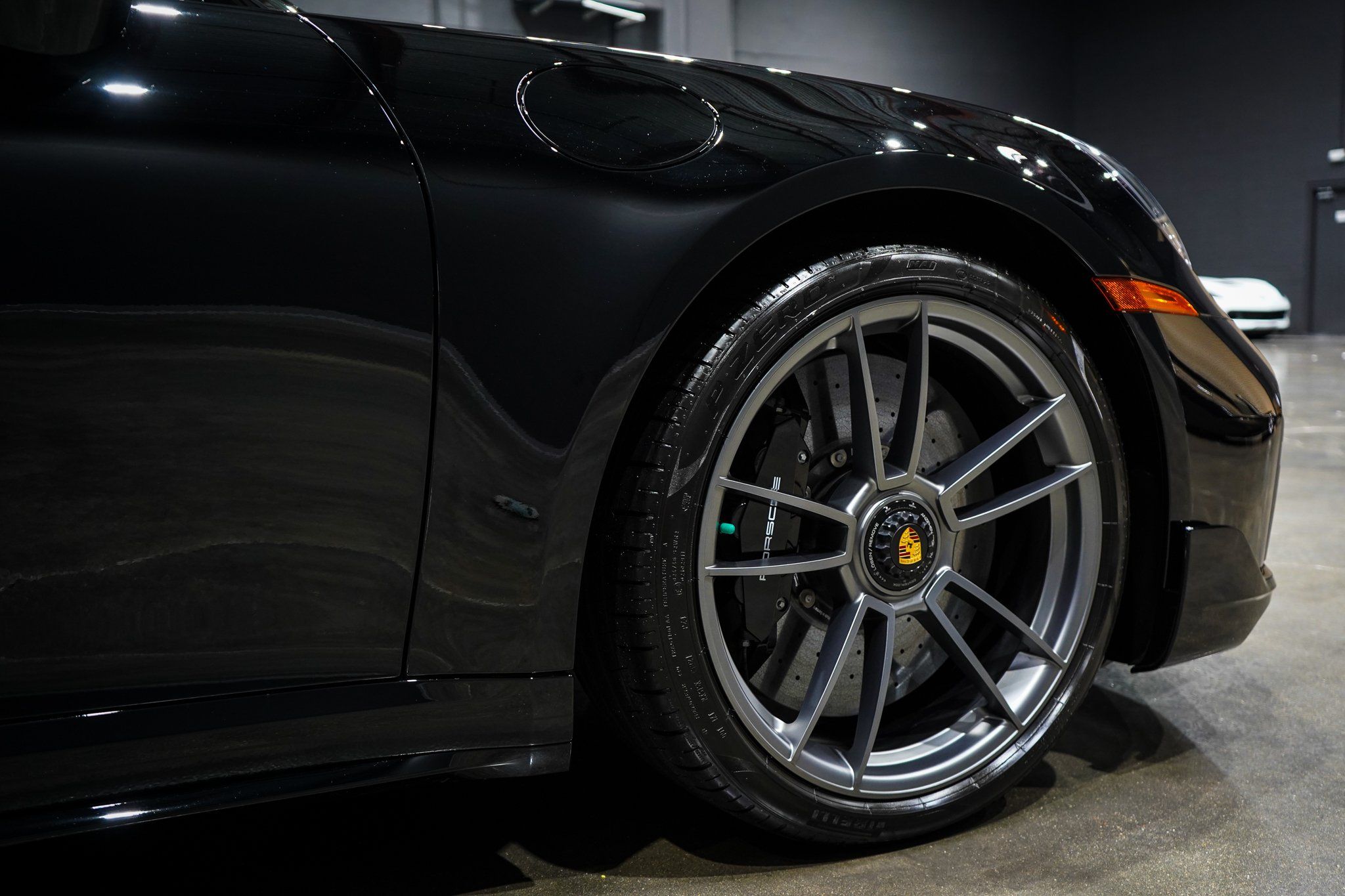 2022 Porsche 911 Turbo S photo 22