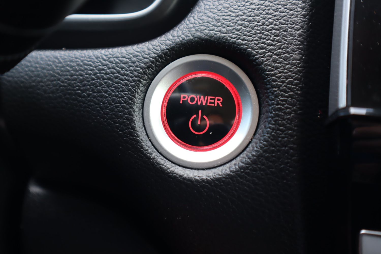 2022 Honda CR-V Hybrid Touring photo 30