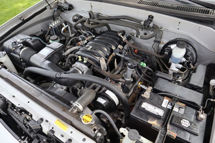 2005 Toyota Sequoia SR5 Victory Motors of Colorado