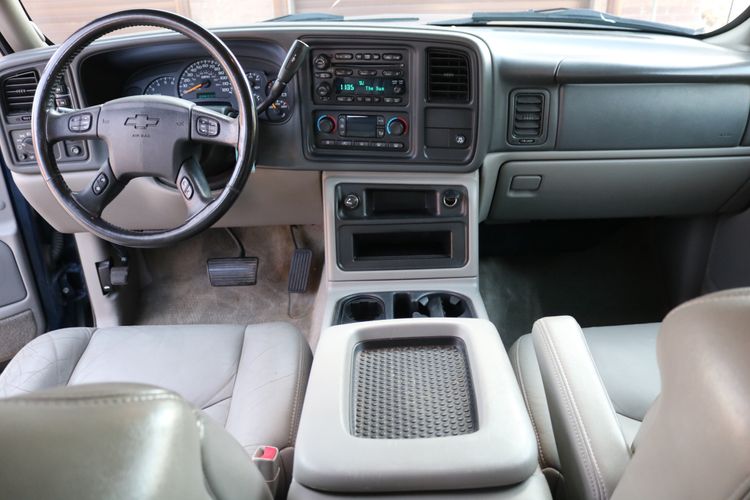 2005 Chevrolet Tahoe Z71 | Victory Motors of Colorado