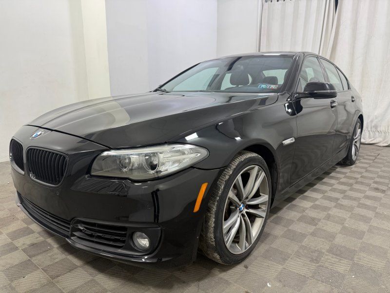 2016 BMW 5 Series 528i