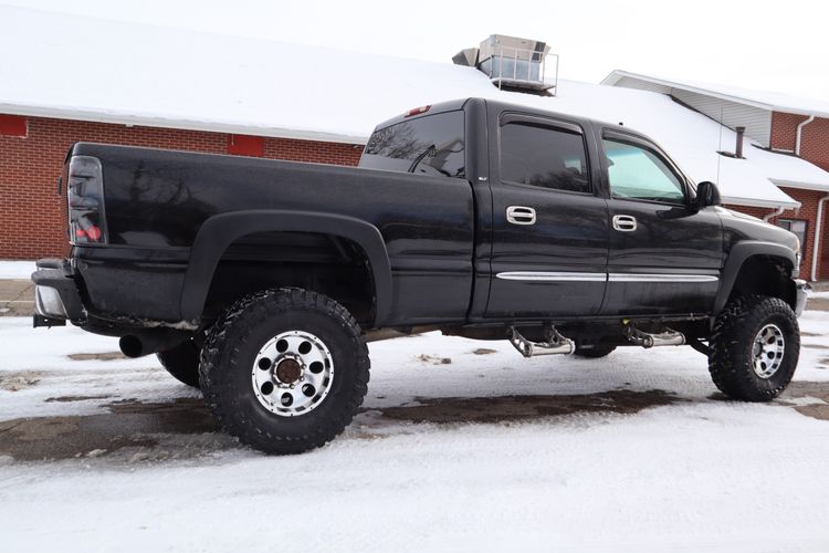 2003 GMC Sierra 2500HD SLE | Victory Motors of Colorado