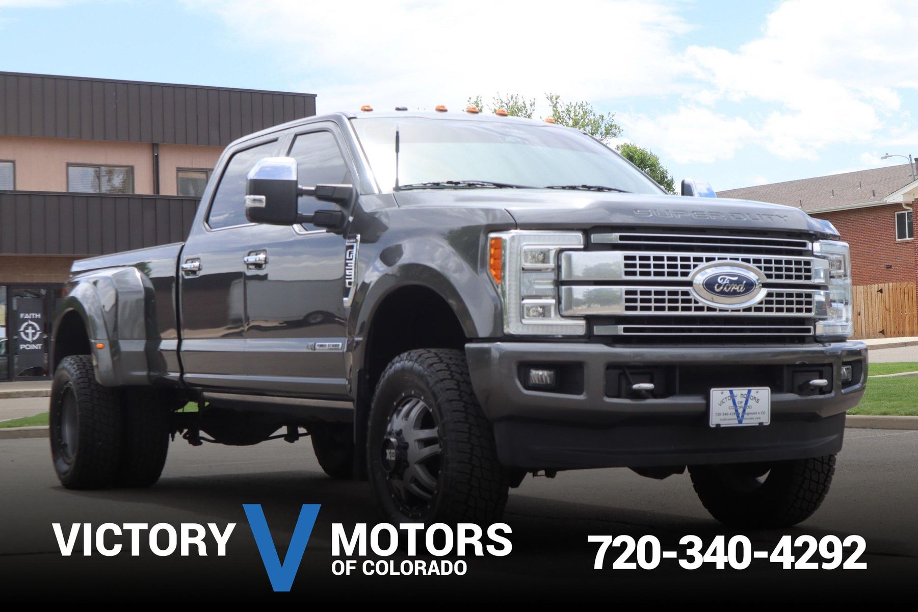 2017 Ford F-350 Super Duty Platinum | Victory Motors of Colorado