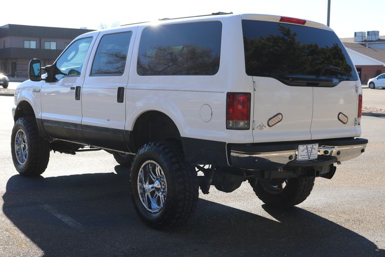 2004 Ford Excursion XLT | Victory Motors of Colorado