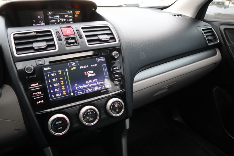 2018 SUBARU FORESTER 2.5i Premium | Victory Motors of Colorado