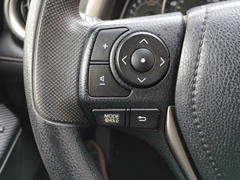 2013 Toyota RAV4 XLE photo 15