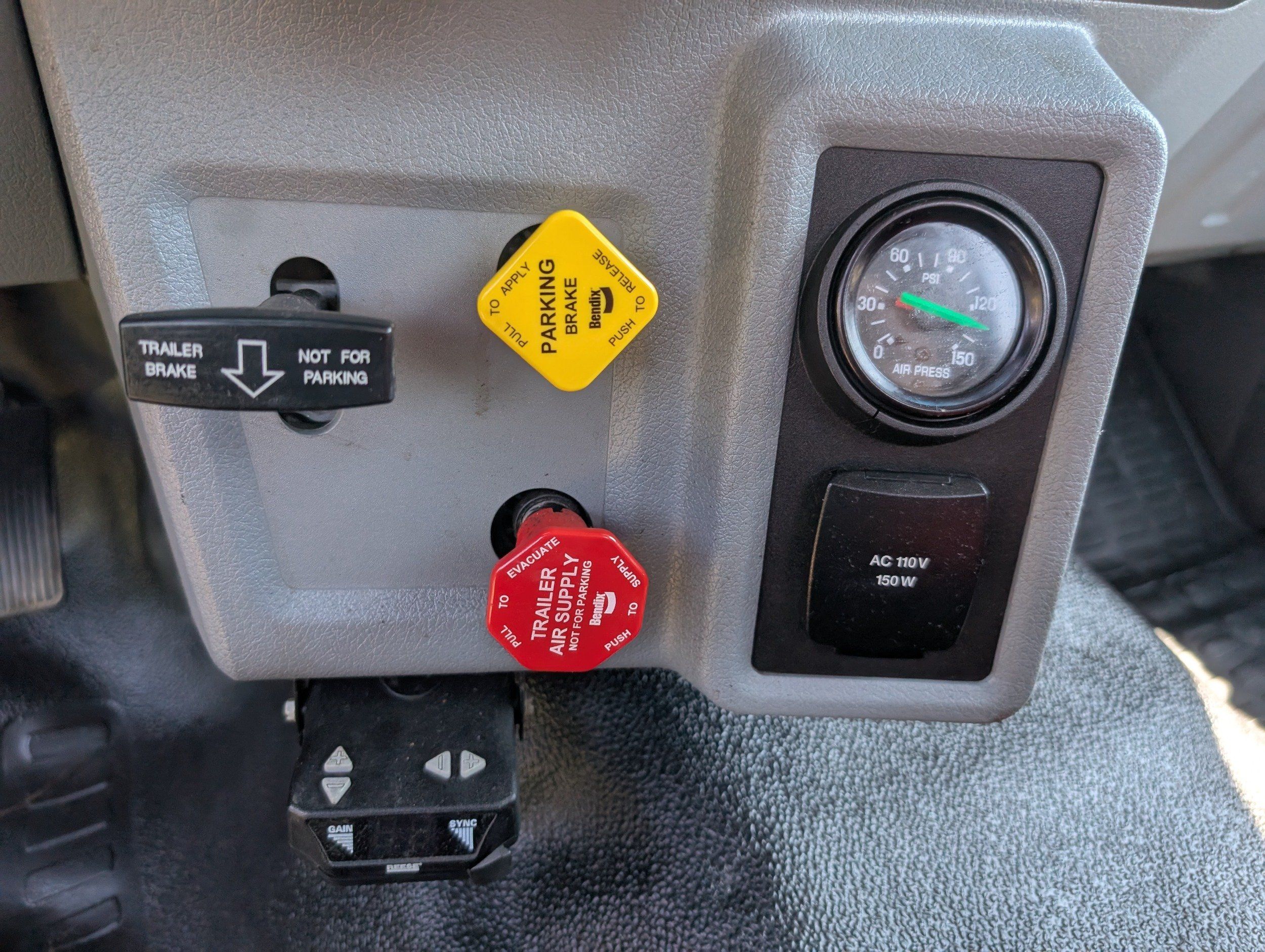 2018 Ford F-650 SuperCab photo 52