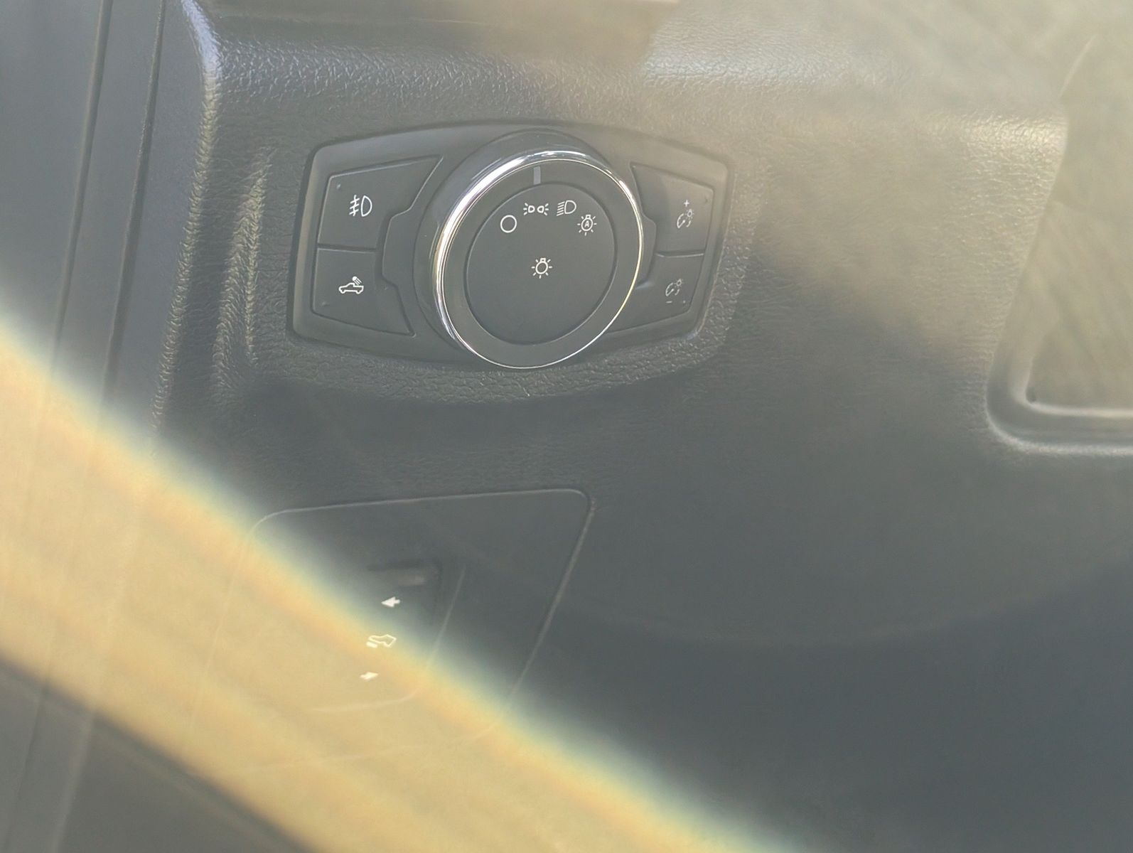 2015 Ford F-150 49