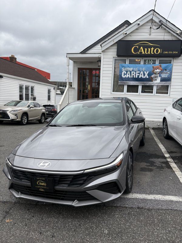 2025 Hyundai Elantra SEL