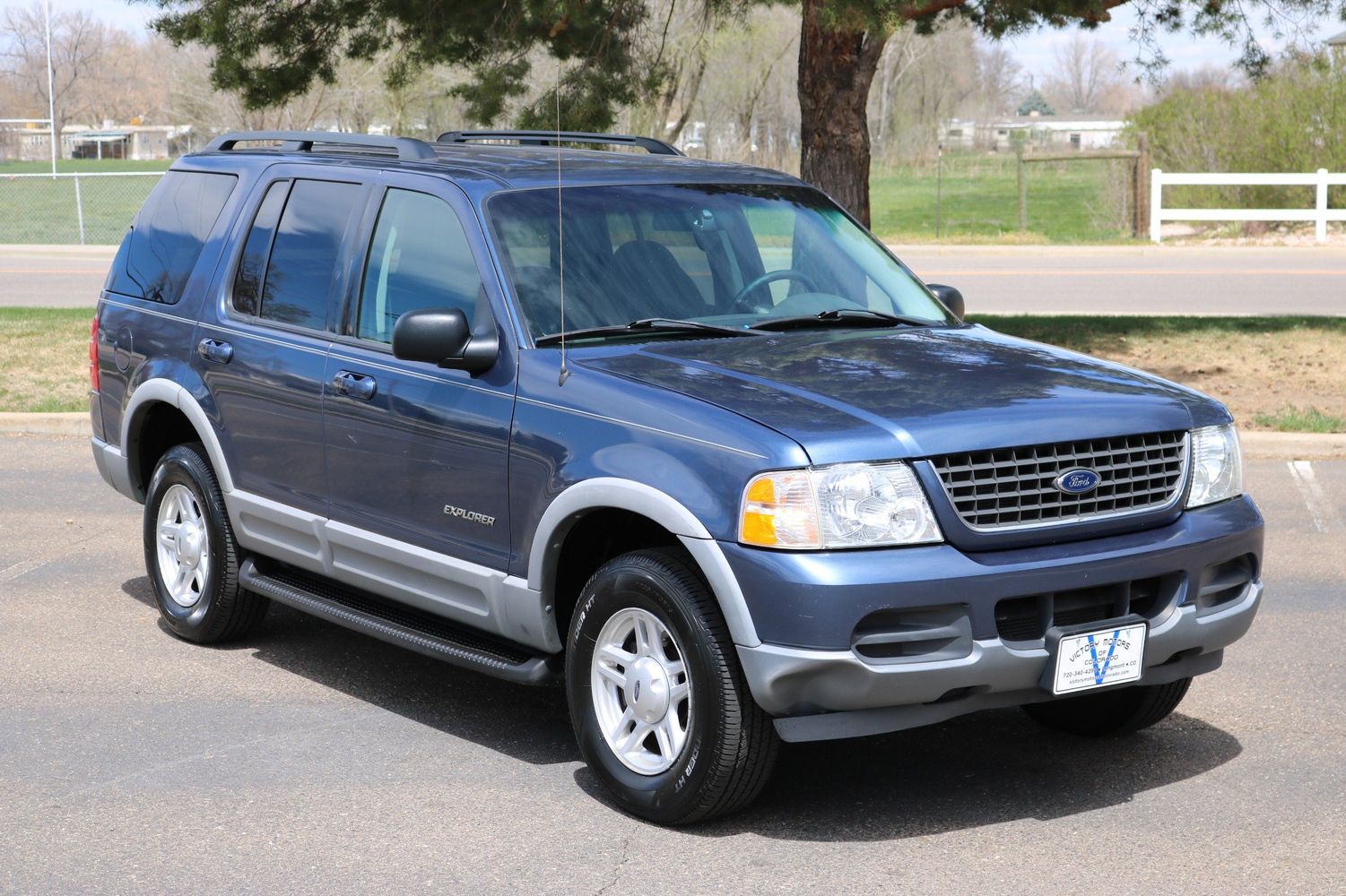 2002 Ford Explorer XLT | Victory Motors of Colorado 2002 Ford Explorer 4.0 Towing Capacity