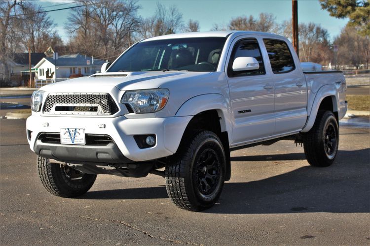 2014 Toyota Tacoma V6 | Victory Motors of Colorado