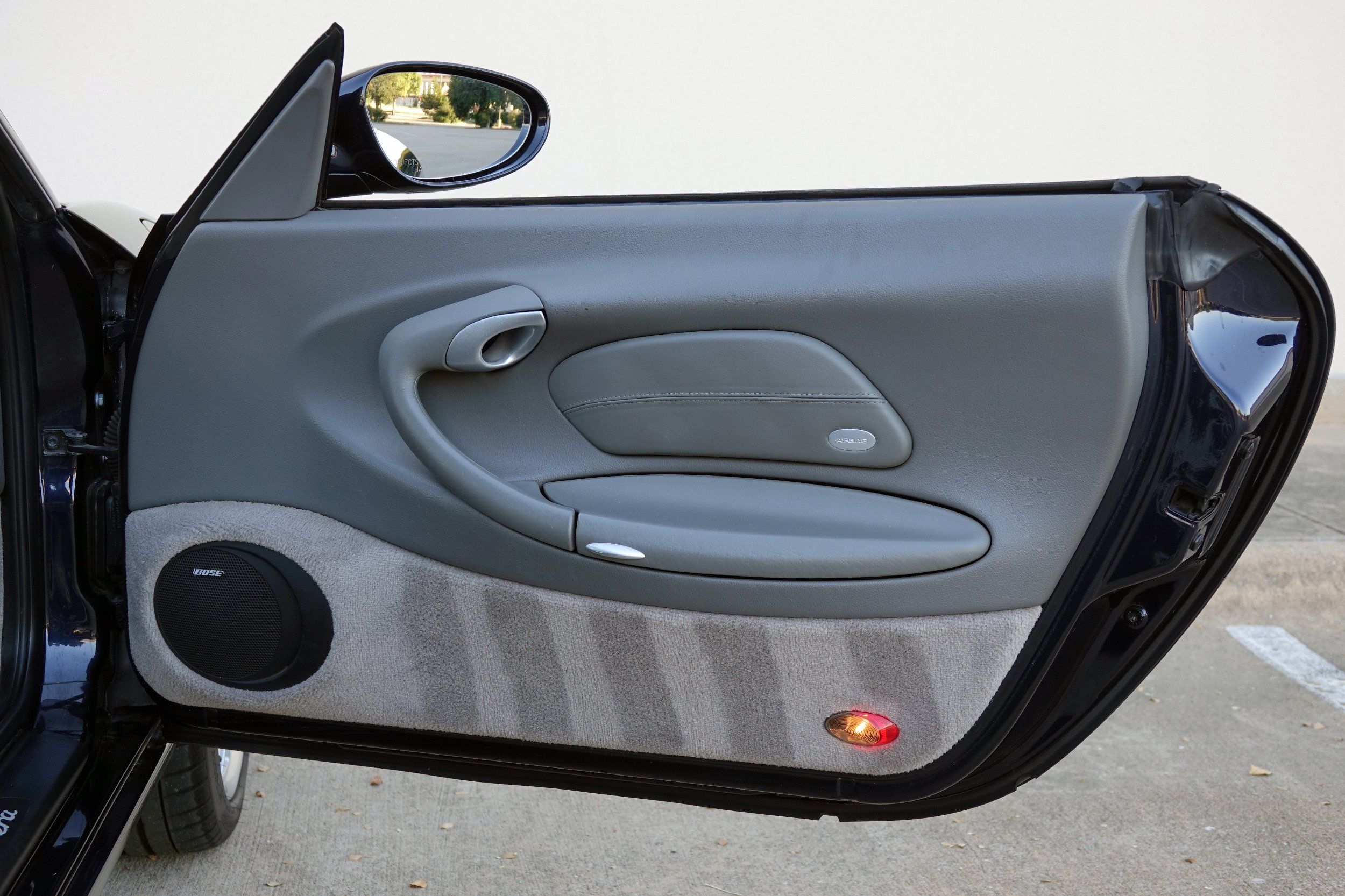 2004 Porsche 911 4S photo 37