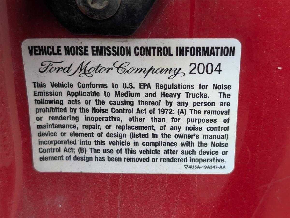 2005 Ford F-450 Super Duty 42