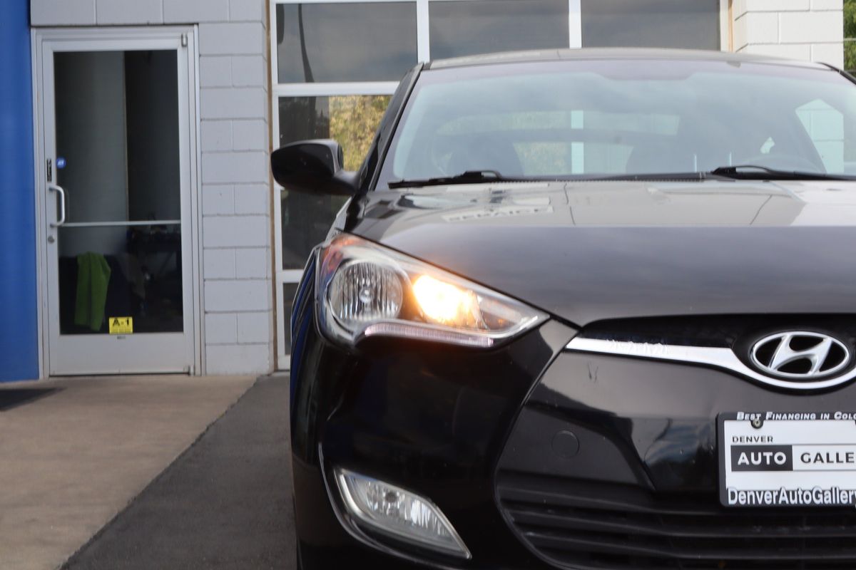 2017 Hyundai VELOSTER 