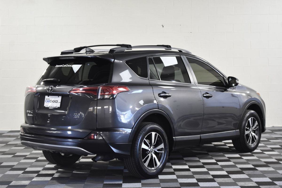 2018 Toyota RAV4 XLE