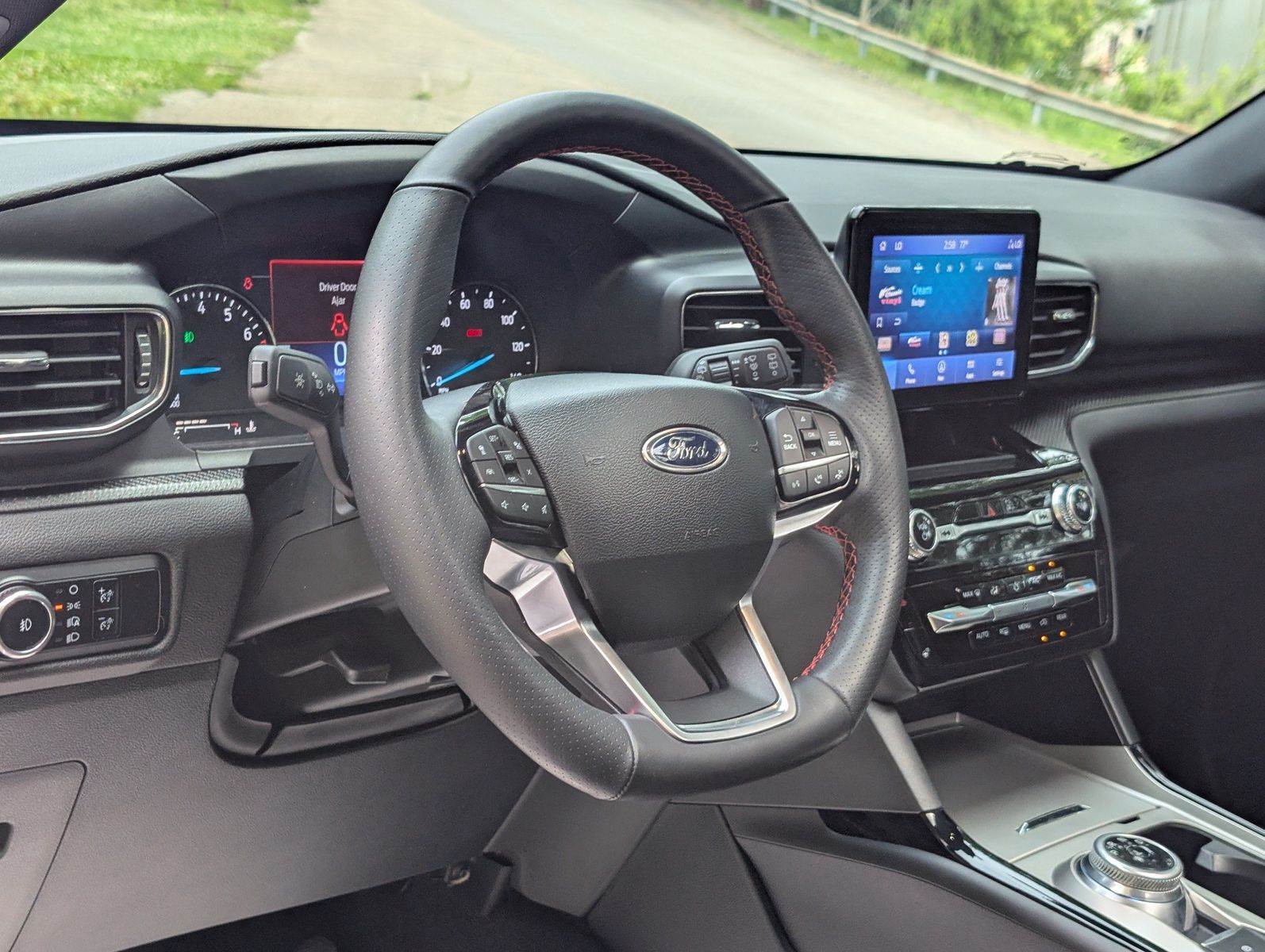 2024 Ford Explorer 81