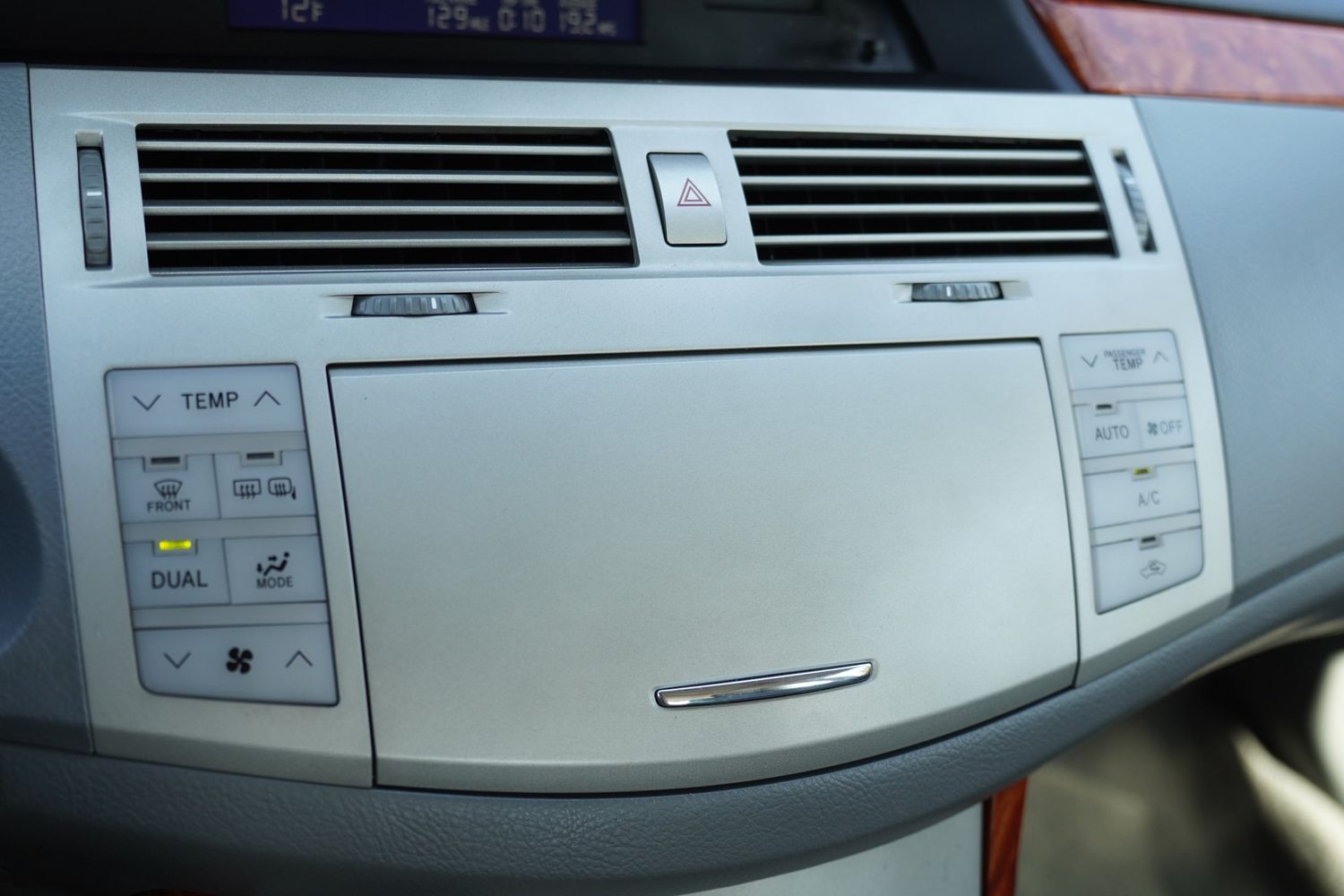 2006 Toyota Avalon XLS photo 20