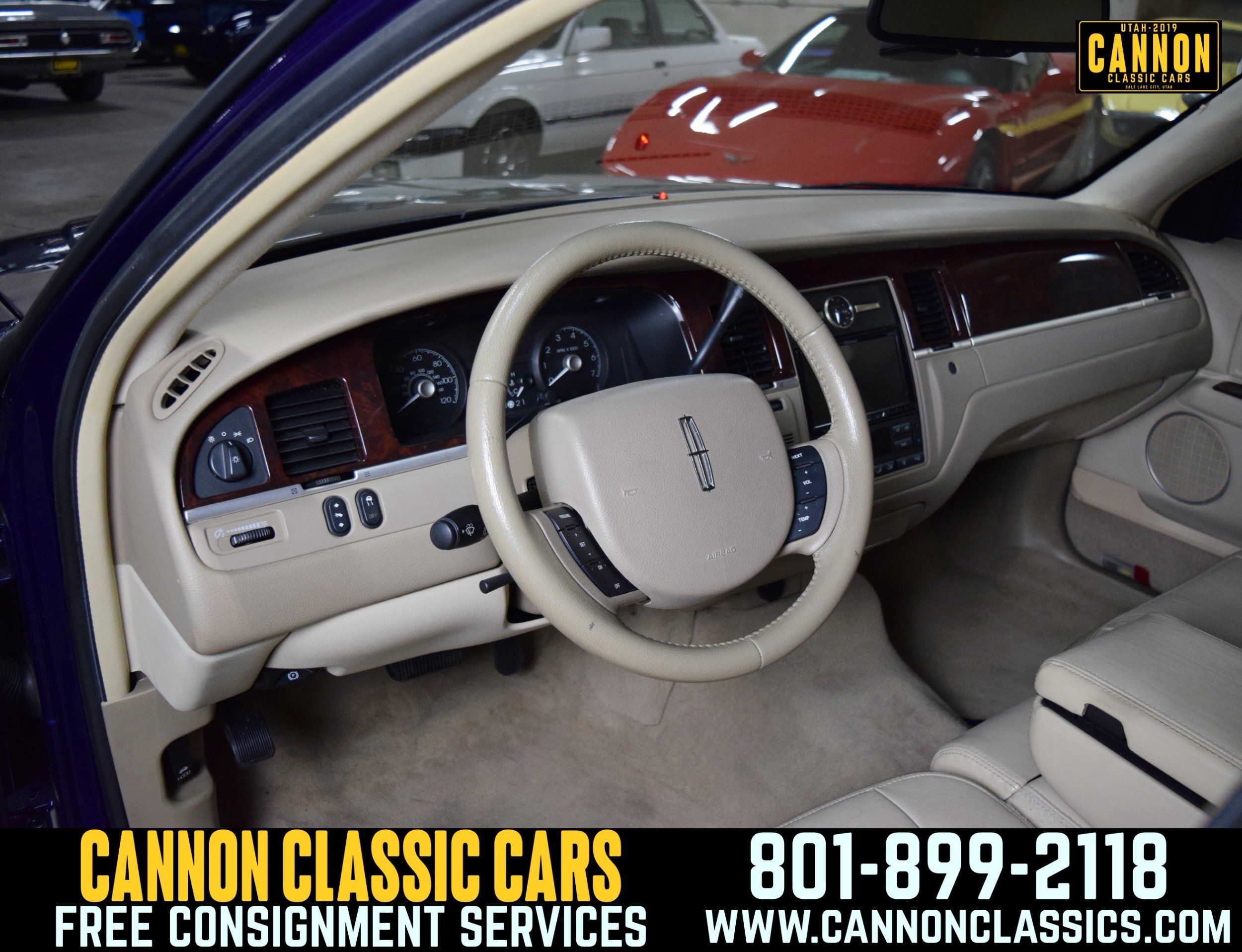 2007 Lincoln Town Car Signature - Photo 31