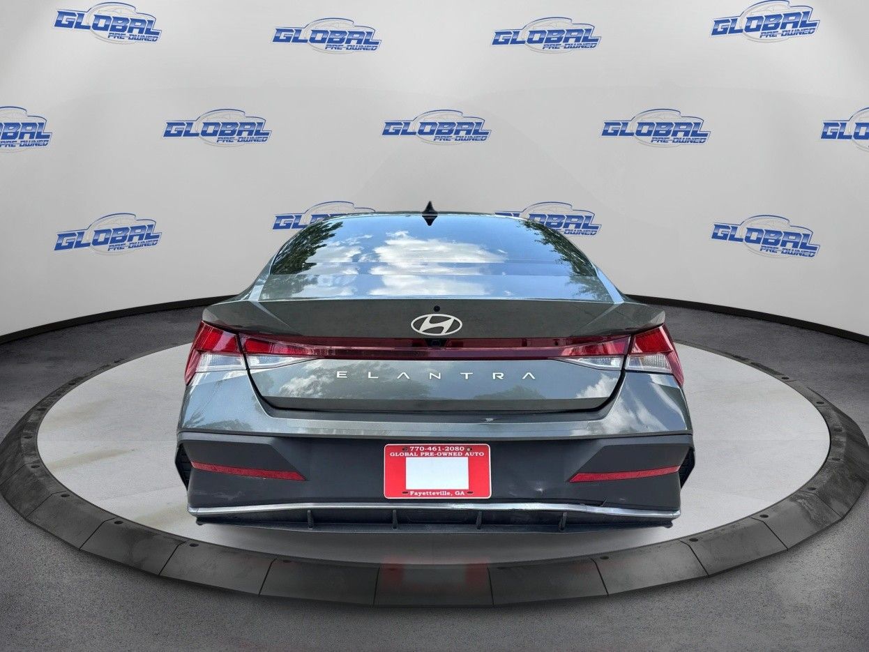 2024 Hyundai Elantra SEL - Photo 6