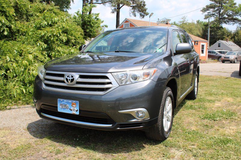 2013 Toyota Highlander Plus
