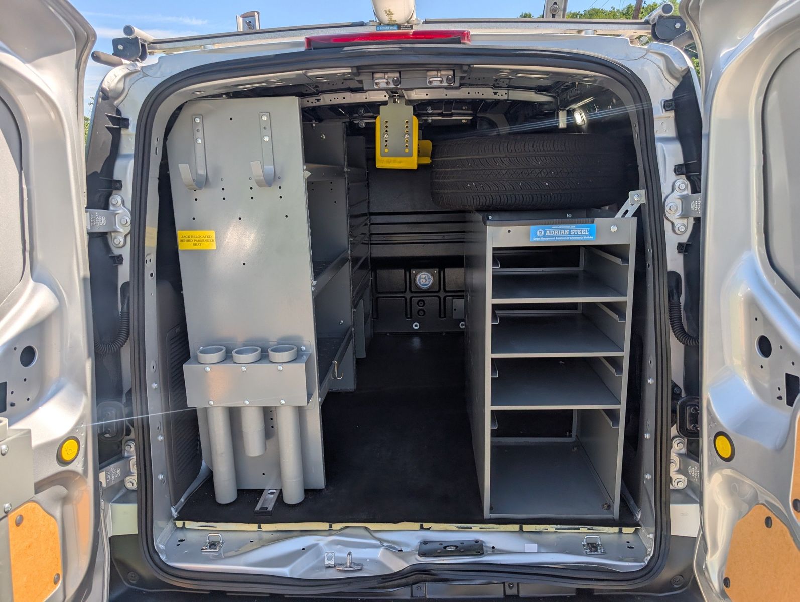 2021 Ford Transit Connect 34