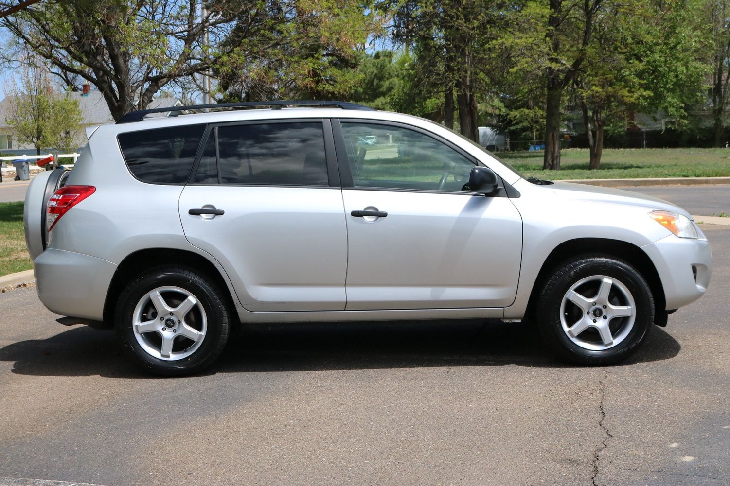 2009 Toyota RAV4 | Victory Motors of Colorado