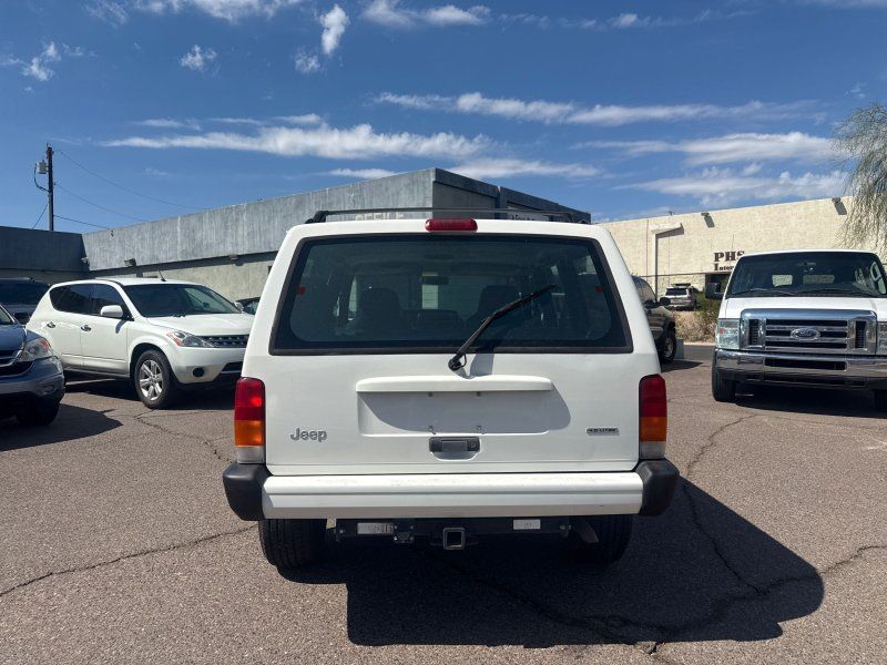 2000 Jeep Cherokee Sport photo 4