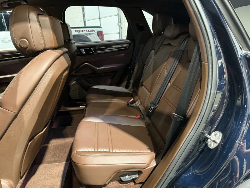 2022 Porsche Cayenne, photo 14