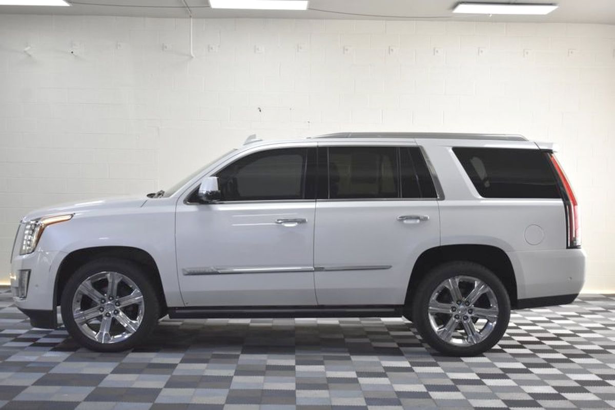 2017 Cadillac Escalade Premium Luxury