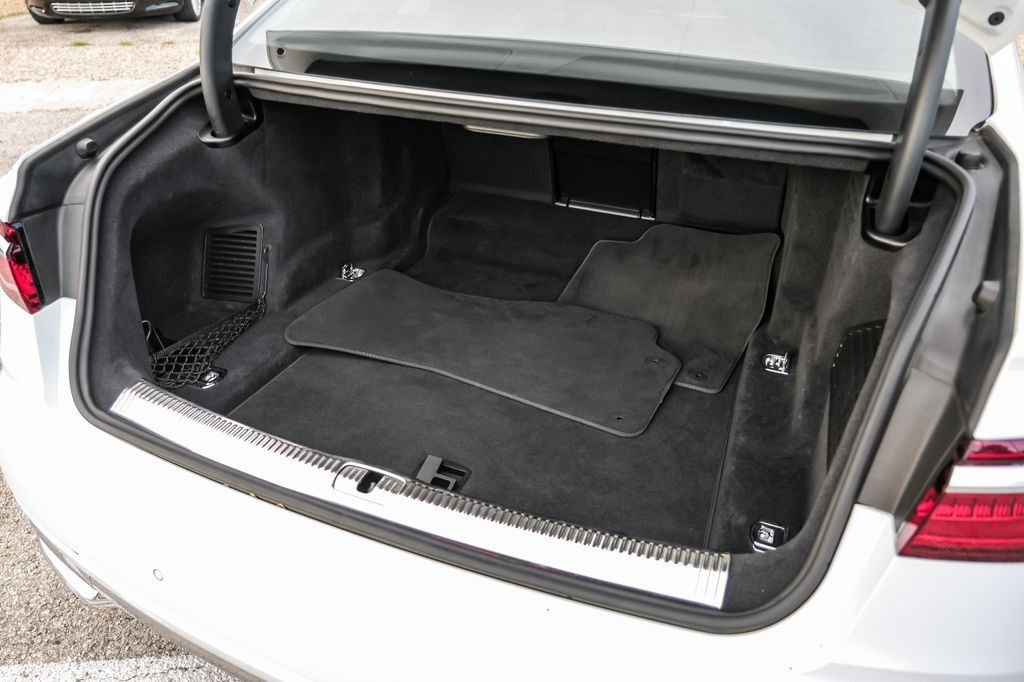 2019 Audi A8 L 55 photo 53