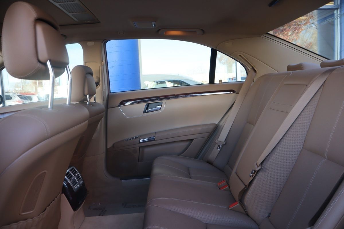 2008 Mercedes-Benz S-Class S 550 4MATIC
