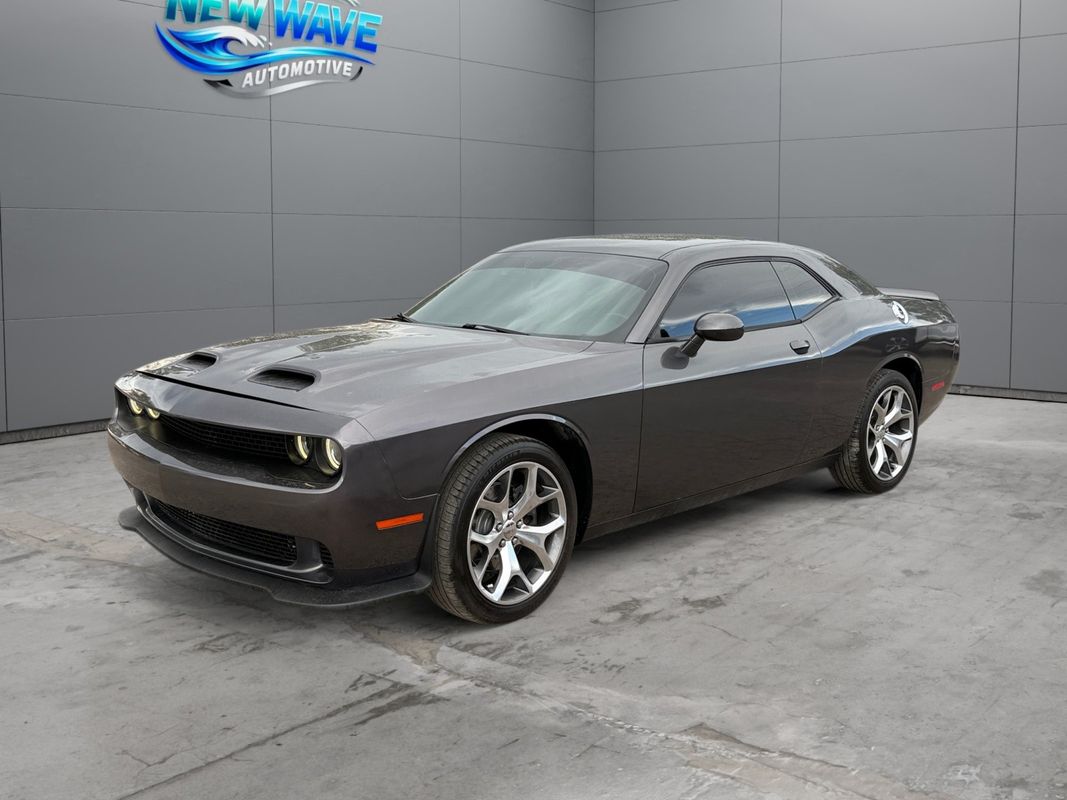 2015 Dodge Challenger SXT Plus
