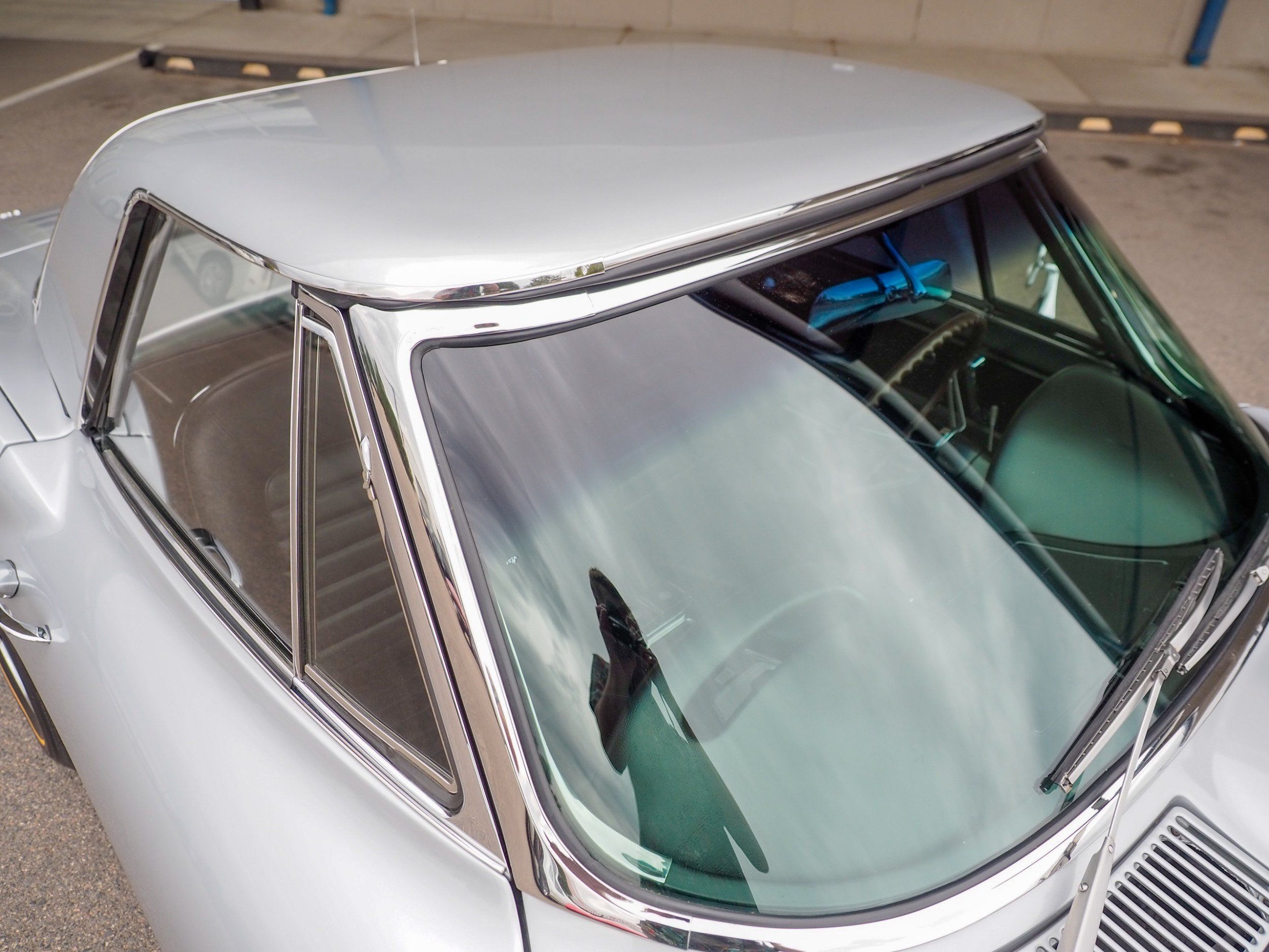 1966 Chevrolet Corvette Silver Roadster