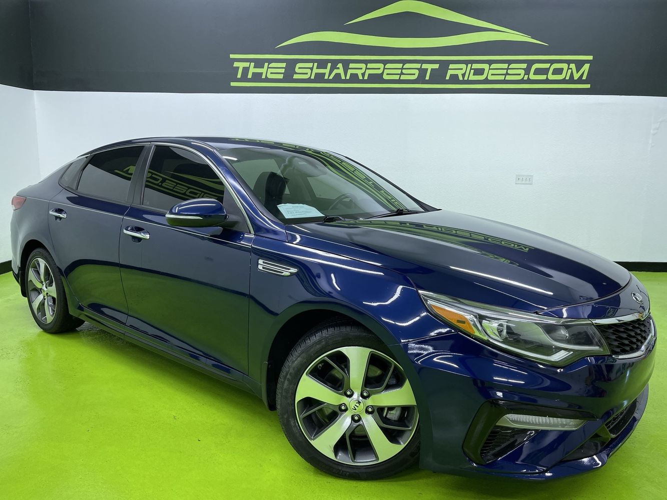 2019 Kia Optima S's photo