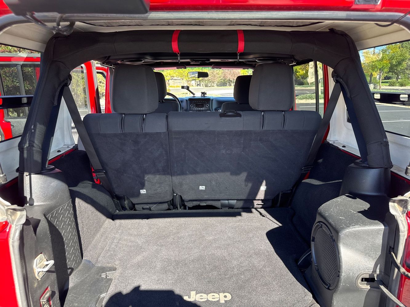 2012 Jeep Wrangler Unlimited Rubicon photo 23