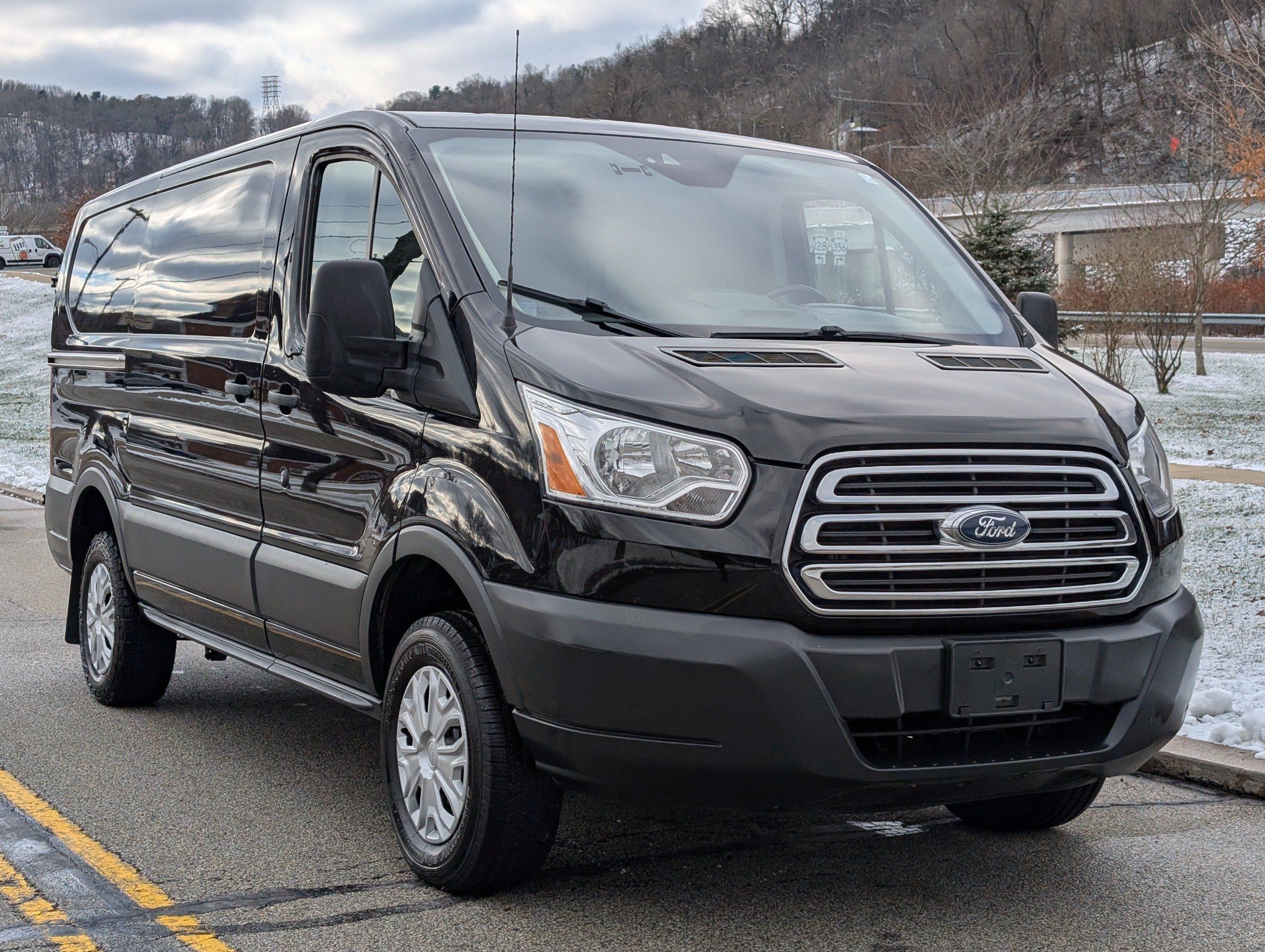 2017 Ford Transit Van Base's photo