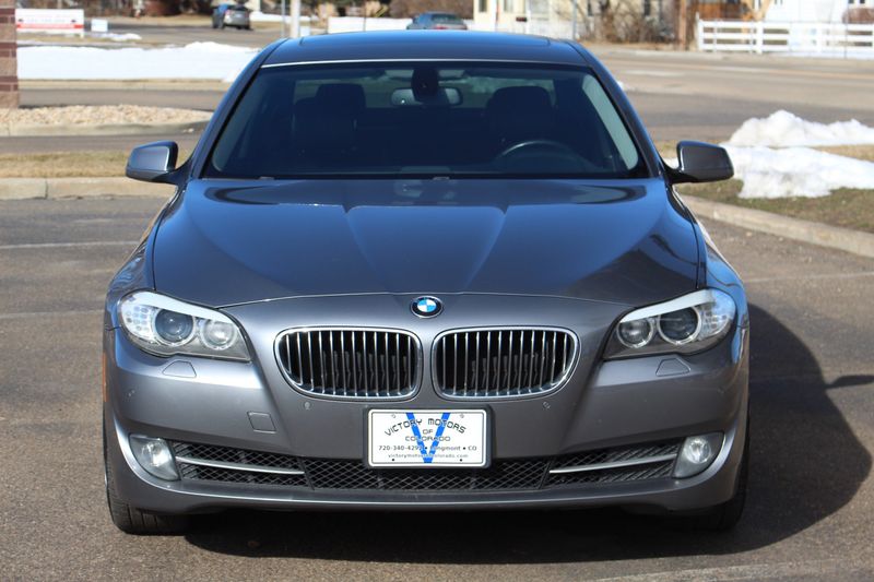 2012 BMW 528xi Photos 2012-bmw-528xi-photos