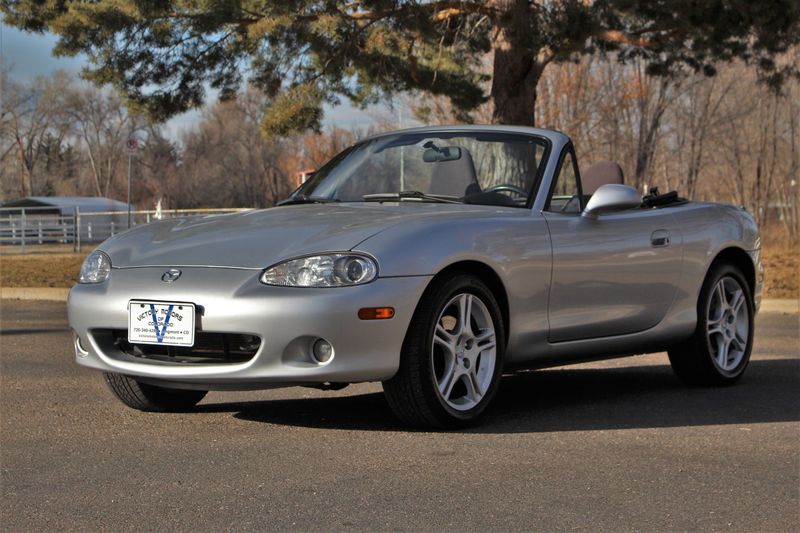 2005 Mazda MX-5 Miata Cloth | Victory Motors of Colorado