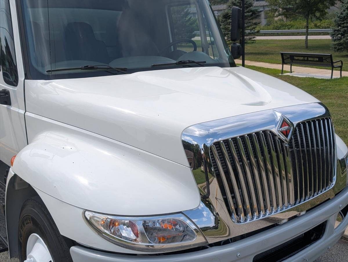 2018 International DuraStar 4300 15
