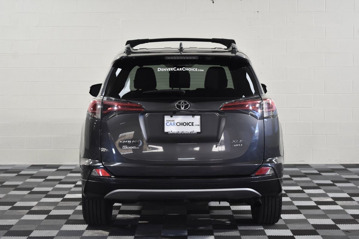 2018 Toyota RAV4 XLE