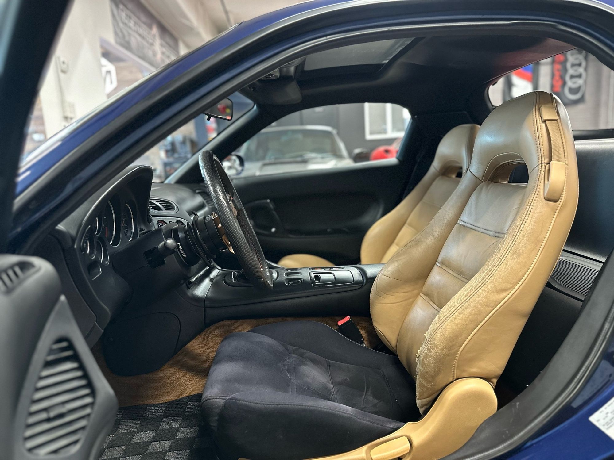 1994 Mazda RX-7 photo 11