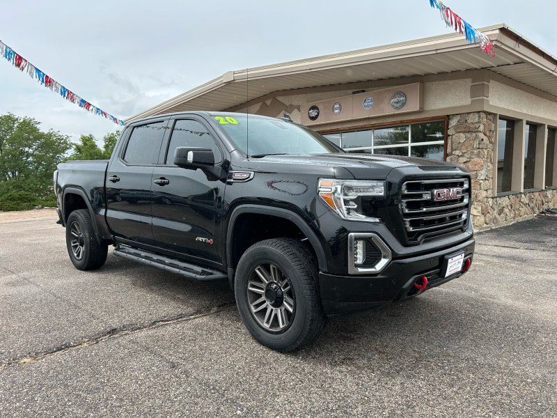 2020 GMC Sierra 4WD Crew Cab Short Box AT4's photo