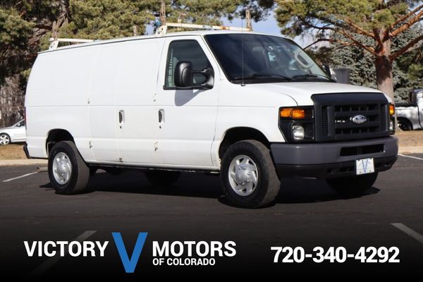 2013 Ford E-Series Econoline Van Commercial's photo