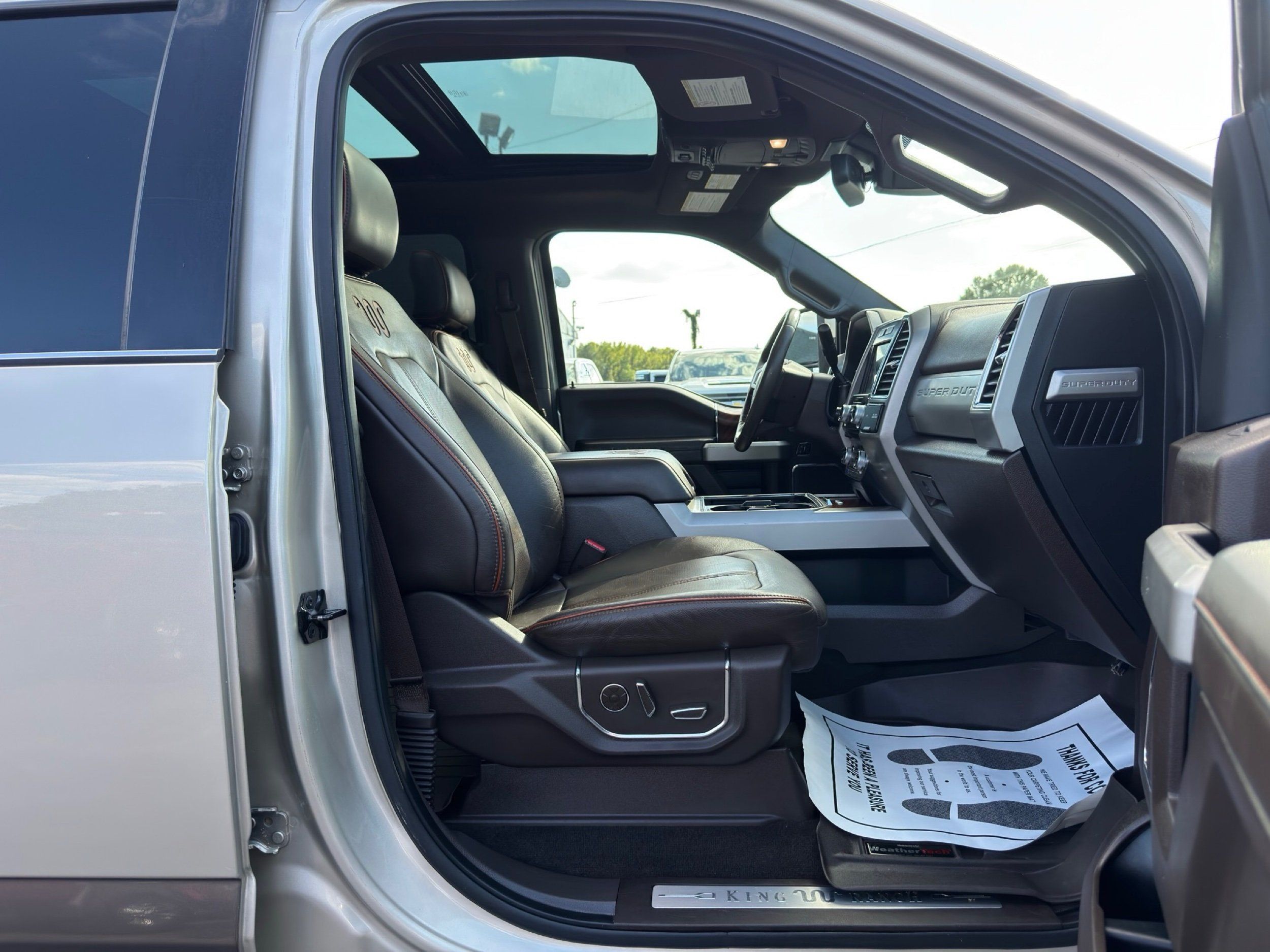 2017 Ford F-250 King Ranch photo 24