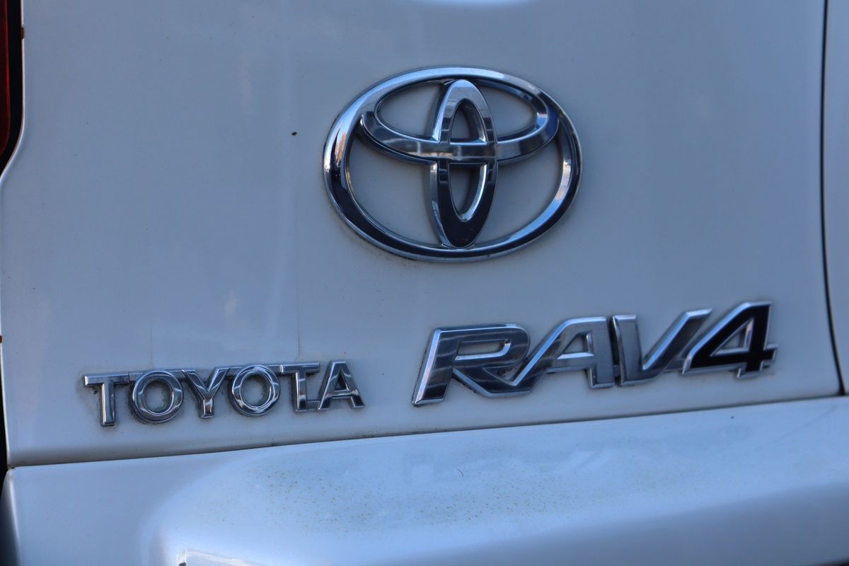 2010 Toyota RAV4 Limited V6