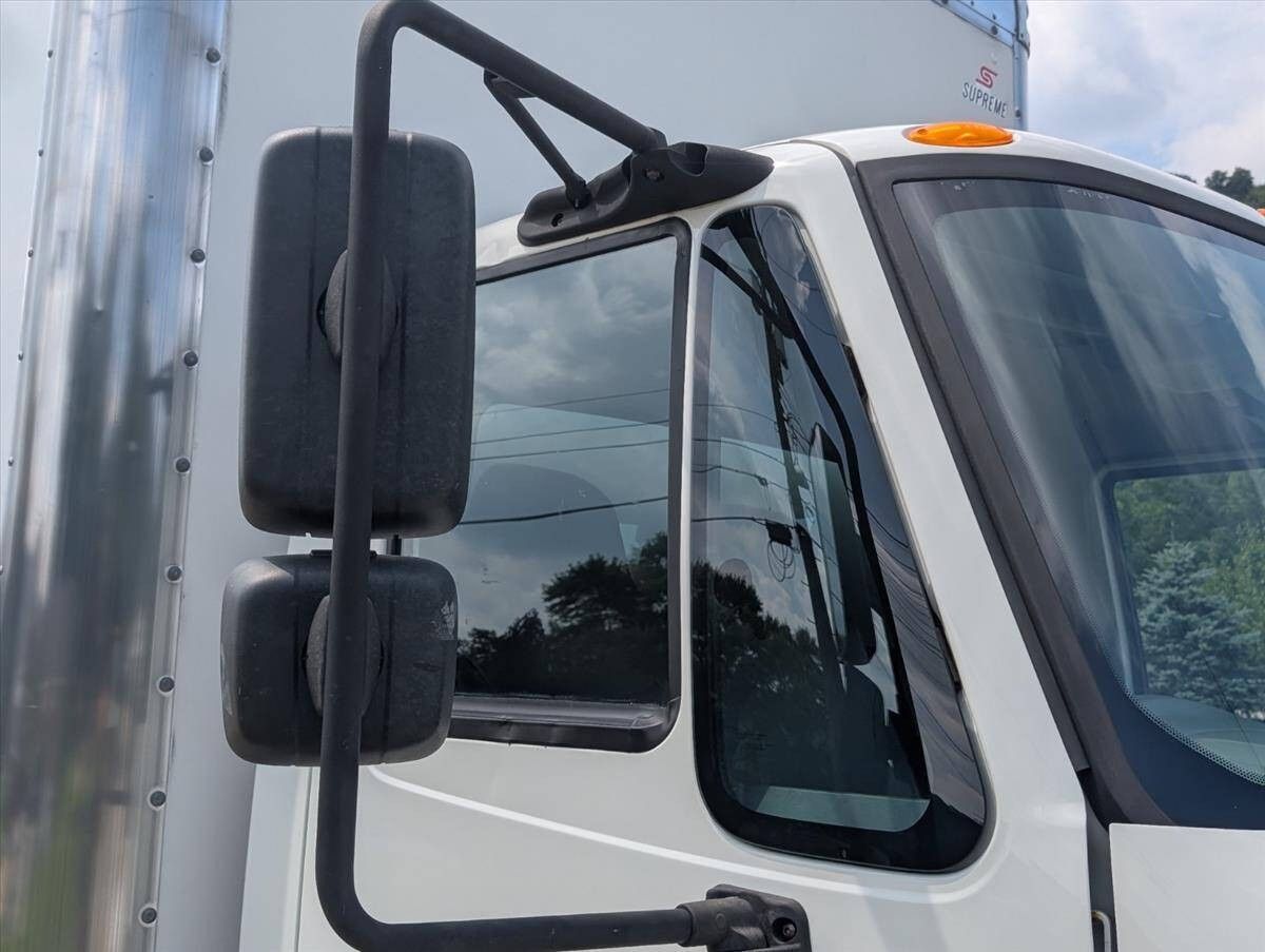2018 International DuraStar 4300 21