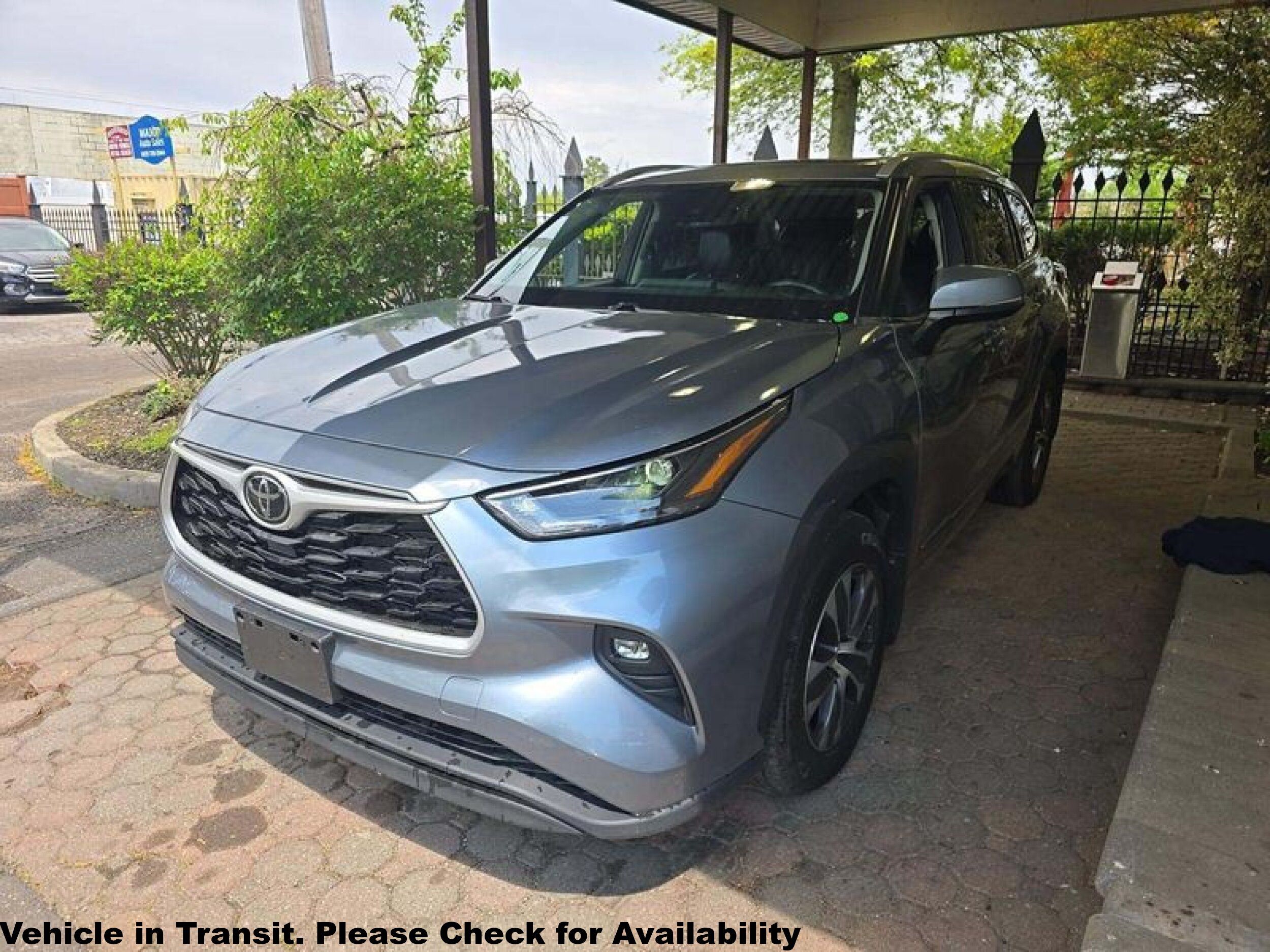 2022 Toyota Highlander XLE 4x4 V6's photo