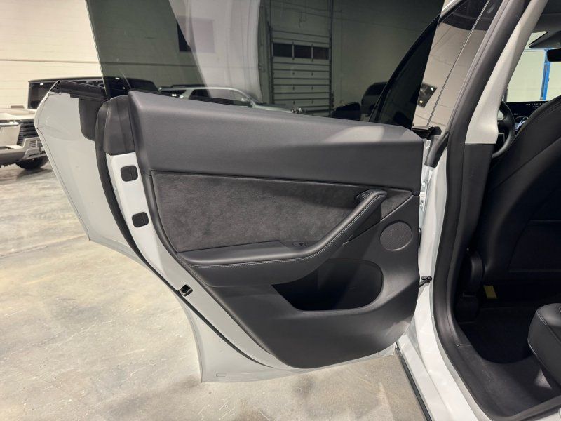 2022 Tesla Model Y Performance, photo 12